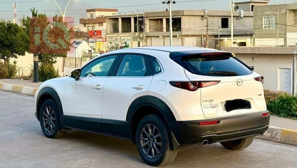 مازدا CX-30